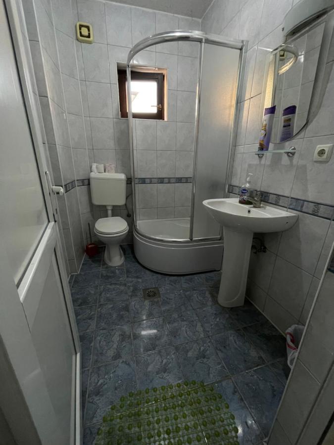 Ela Hostel 普里兹伦 外观 照片