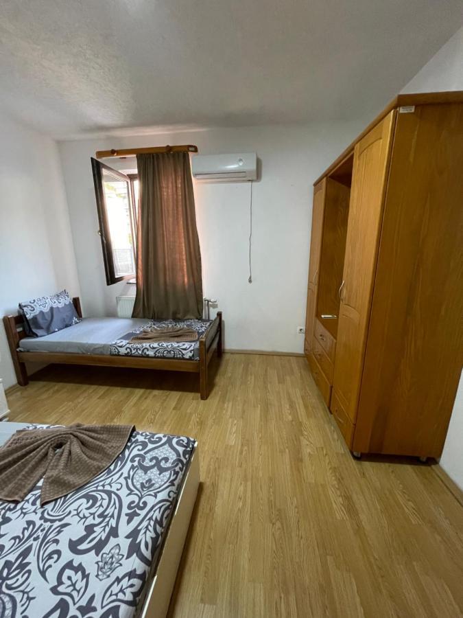 Ela Hostel 普里兹伦 外观 照片
